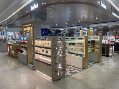 Góndola Comercial para marcas de Lujo